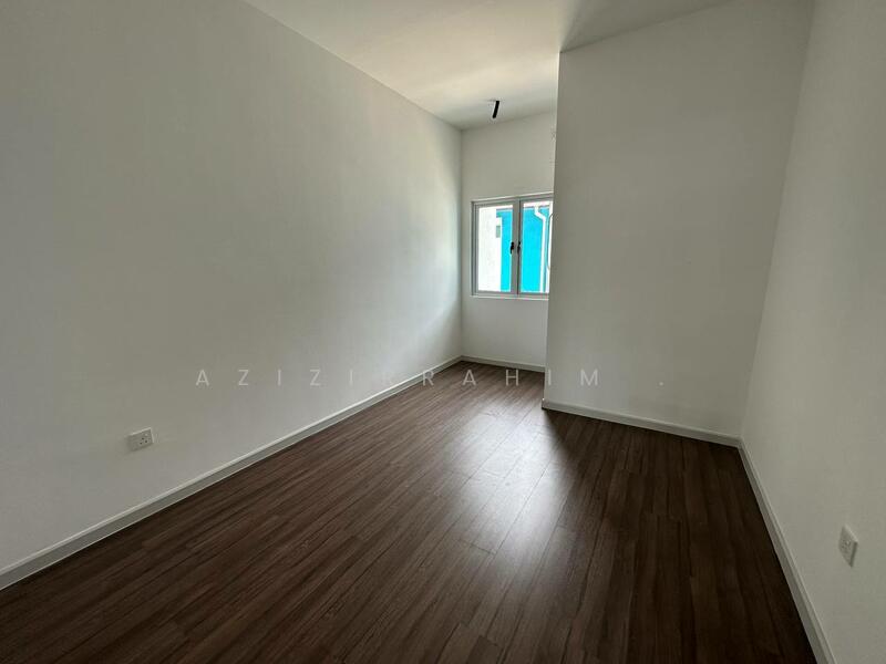 For Rent - Kitchen Cabinet 2 Storey Terrace Serenia Ariya