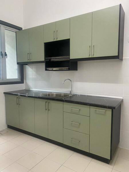 For Rent - Kitchen Cabinet 2 Storey Terrace Serenia Ariya