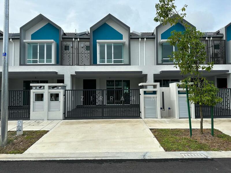 For Rent - Kitchen Cabinet 2 Storey Terrace Serenia Ariya