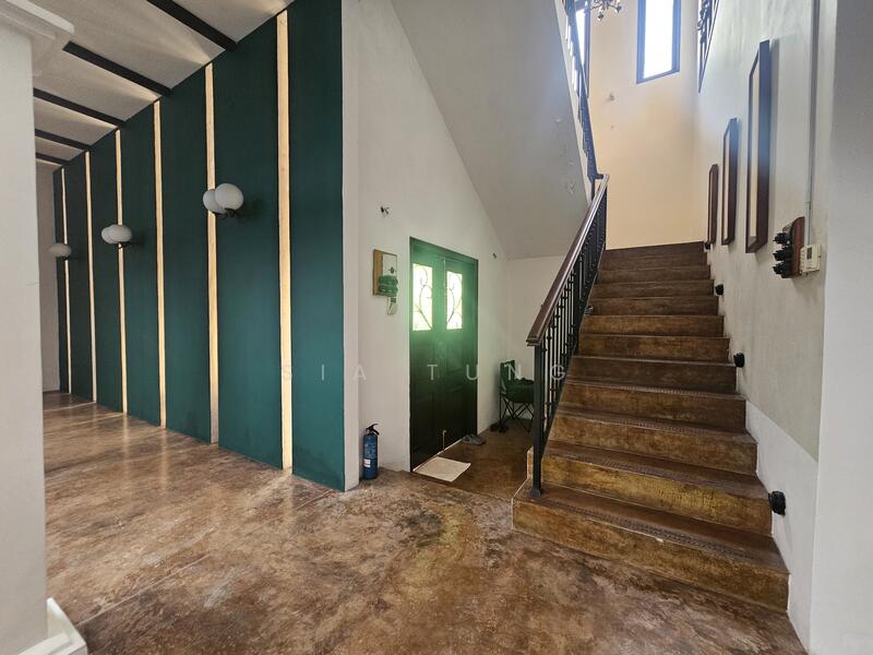 Untuk Dijual - The Mines