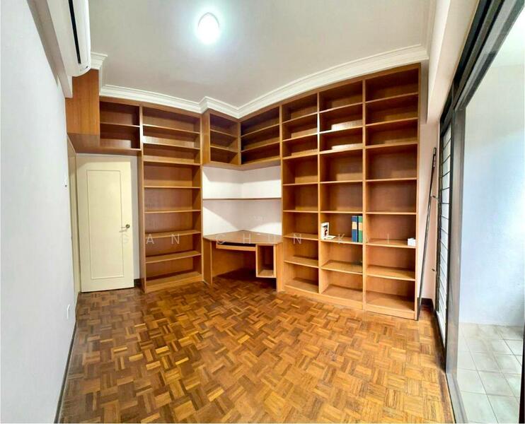 Untuk Disewa - Twin Towers