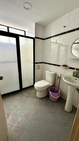 Untuk Disewa - Twin Towers