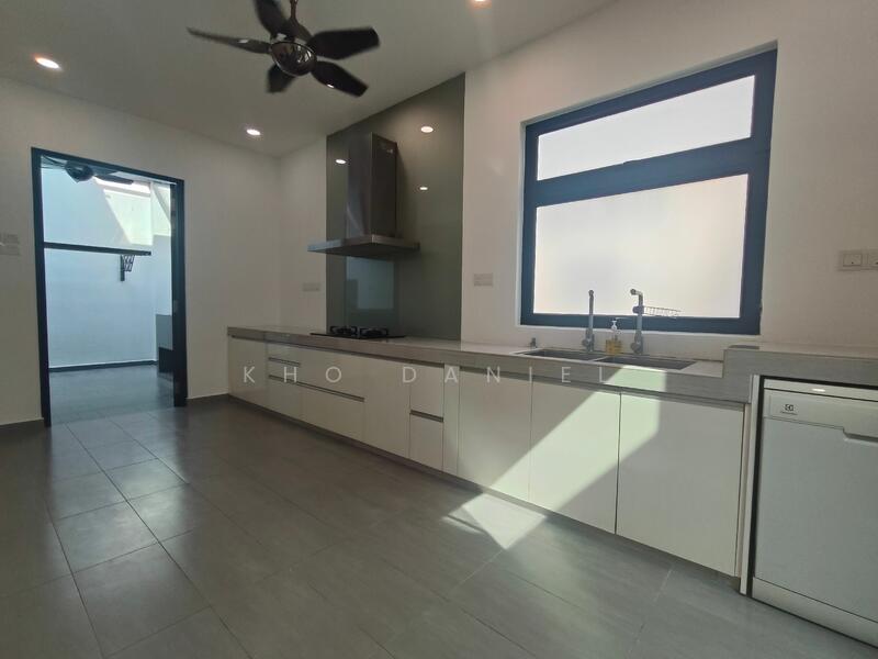 Untuk Dijual - Semi-Detached House at Ambang Botanic 2