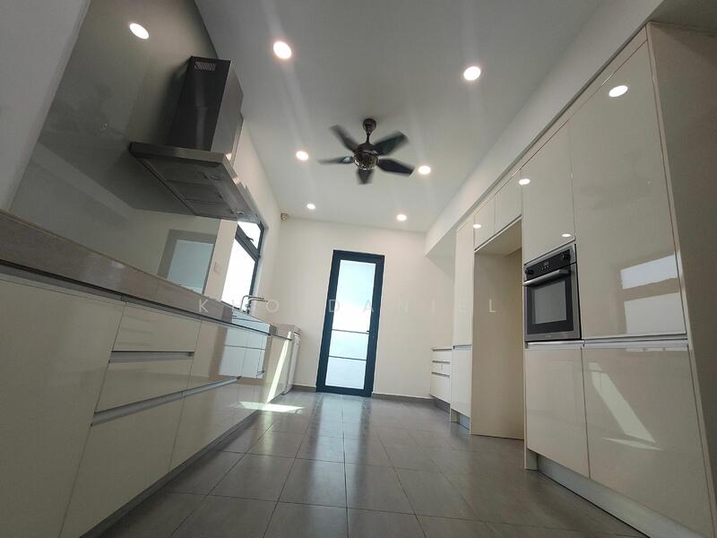 Untuk Dijual - Semi-Detached House at Ambang Botanic 2