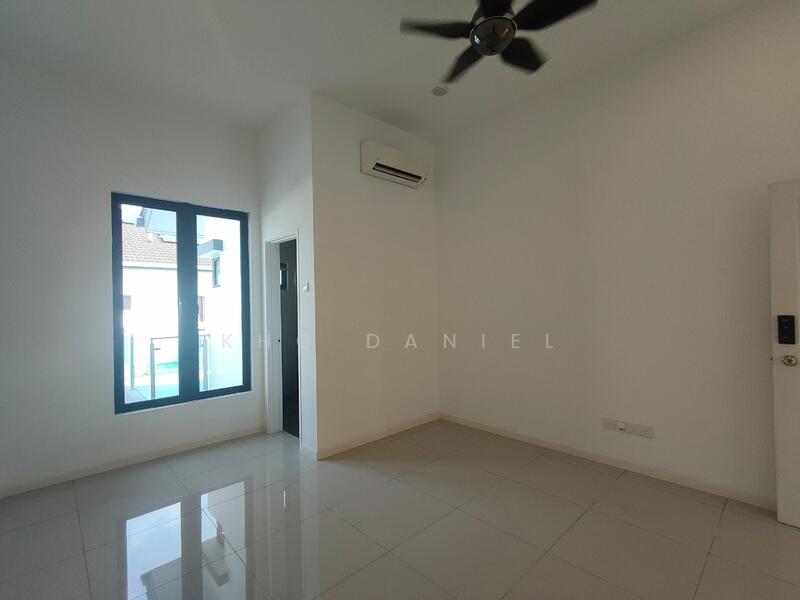 Untuk Dijual - Semi-Detached House at Ambang Botanic 2