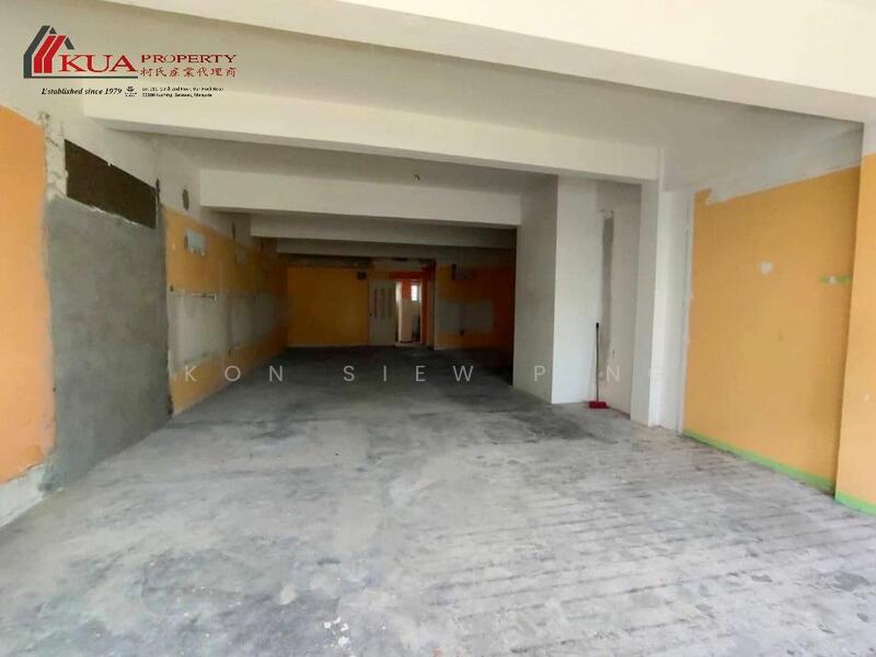 For Rent - Shop at Stutong