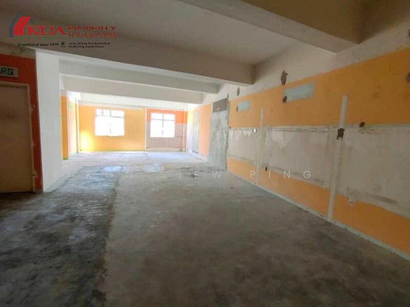 For Rent - Shop at Stutong