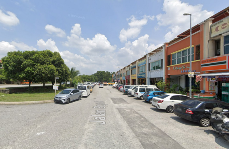 For Sale - 2 Storey Shoplot | face mainroad, BPP 8 | near Taman Equine
