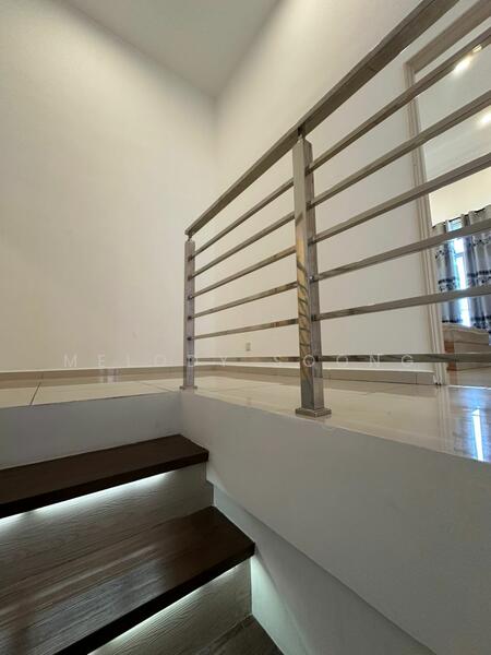 For Rent - Midfields