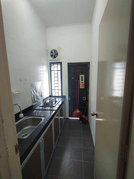 Untuk Disewa - Setia Indah