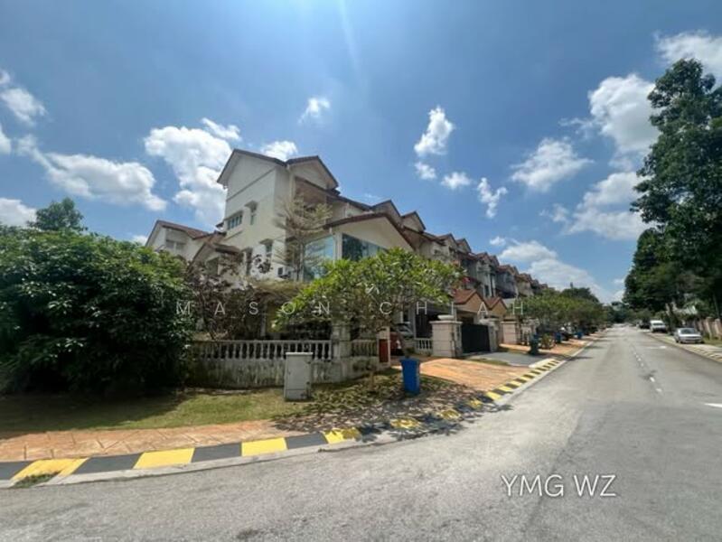 For Sale - Anjung Sari