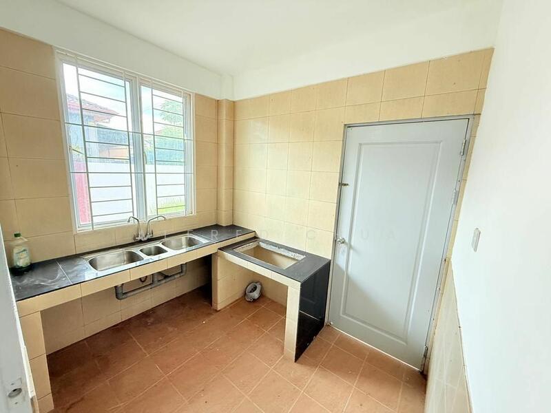 Untuk Dijual - 2-storey Terrace House at Moyan