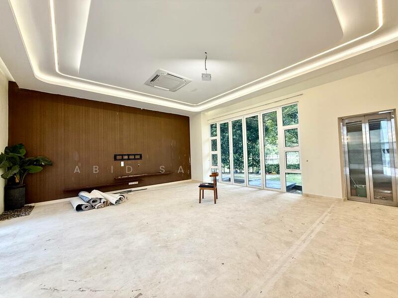 For Sale - Luxurious 4 Storey Corner Lot Bungalow @ LakeFront Villa, Cyberjaya