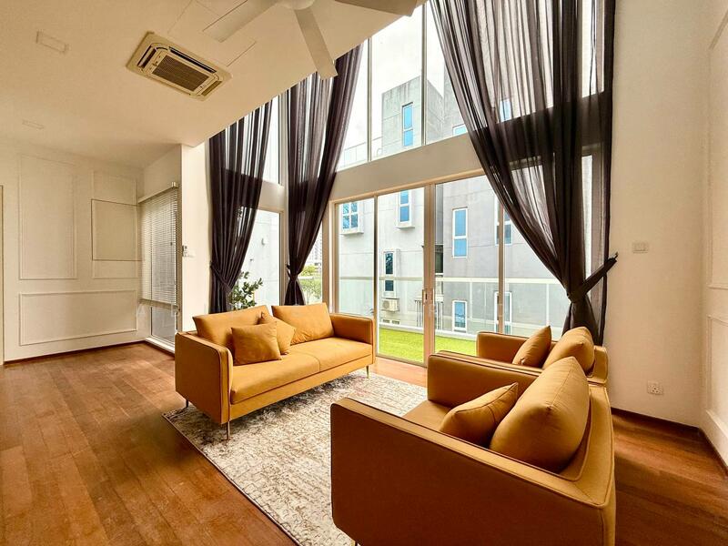 For Sale - Luxurious 4 Storey Corner Lot Bungalow @ LakeFront Villa, Cyberjaya