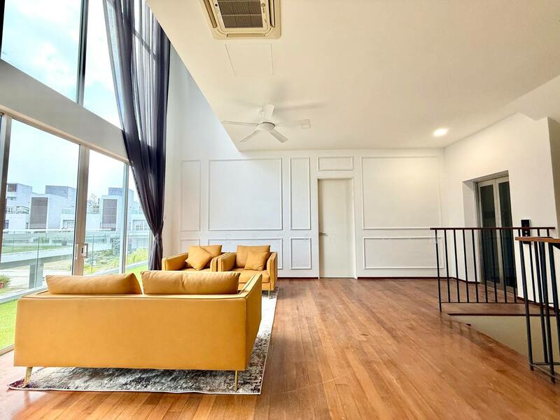 For Sale - Luxurious 4 Storey Corner Lot Bungalow @ LakeFront Villa, Cyberjaya