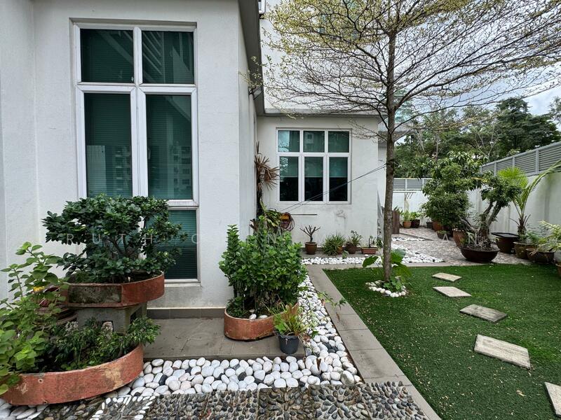 For Sale - Saville @ The Park