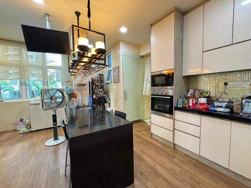 For Sale - Saville @ The Park