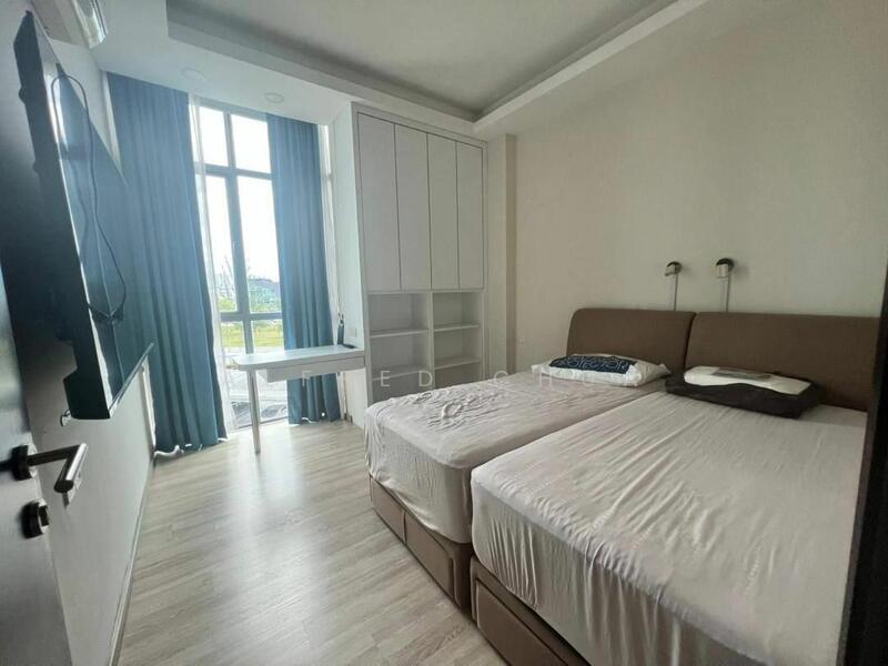 For Rent - The Park Residence