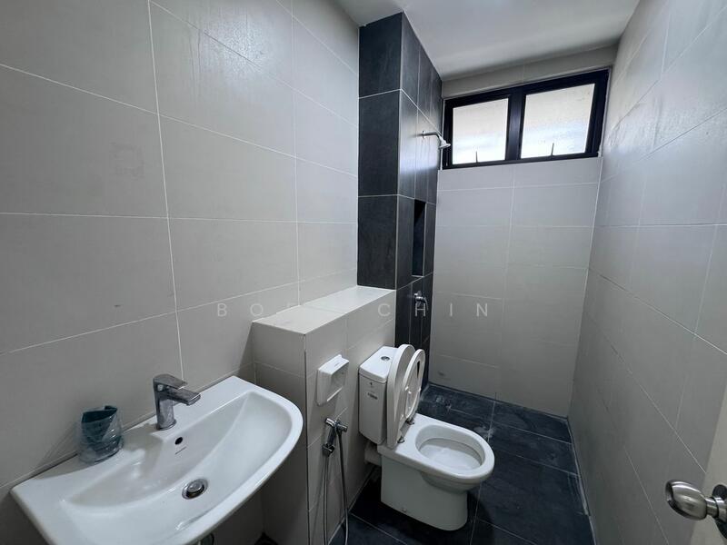 Untuk Disewa - Setia Utama 2 fully Furnished 2.5 Storey Setia Alam