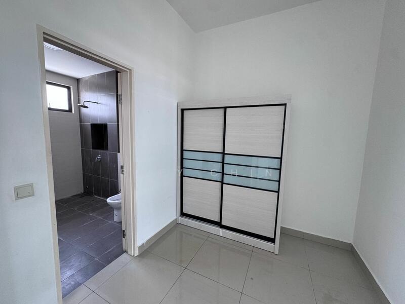 Untuk Disewa - Setia Utama 2 fully Furnished 2.5 Storey Setia Alam