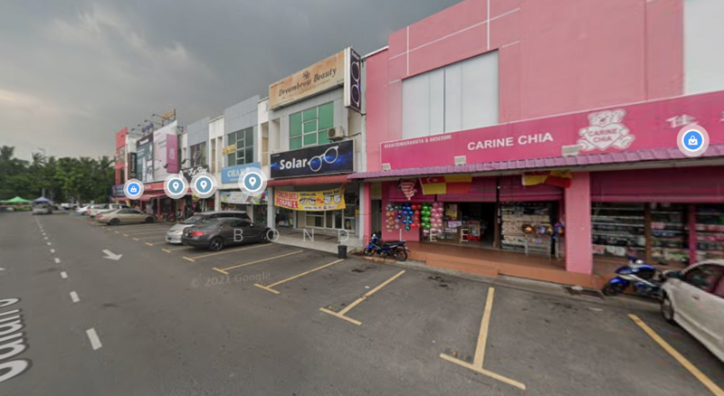 For Sale - ( ROI 5.07% ) Jenjarom Corner Taman Sri Jaromas 3storey Shop Office