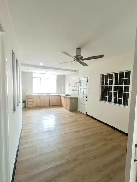 Untuk Disewa - Sunway Tunas