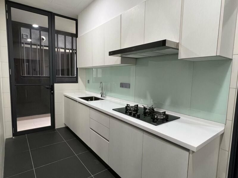 Untuk Disewa - The Estate