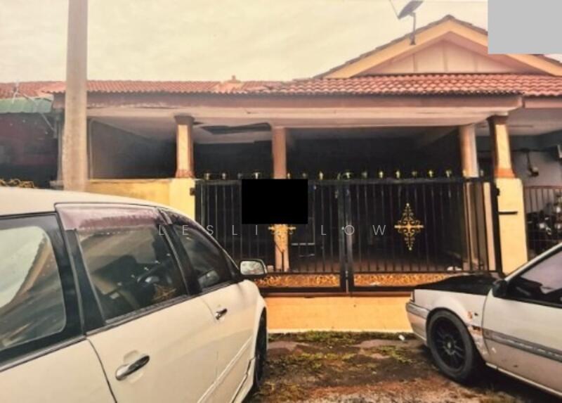 Untuk Dijual - 26/11/2025 BANK LELONG : No.111, Lorong IS 18, Perumahan Indera Sempurna, KUANTAN