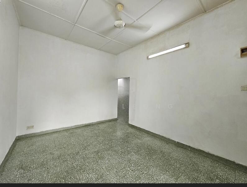 For Rent - HAPPY GARDEN 1 STOREY LANDED FOR RET