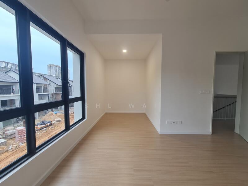 For Sale - Price Vs Concept,You are like it,Freehold Completion Q1 2026,Semi D 2.28m,Bungalow 3.9m