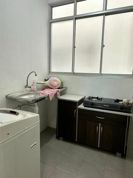 Untuk Disewa - The Rise Collection 3