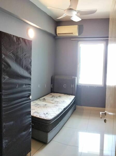 Untuk Disewa - Tiara Mutiara / The Crown