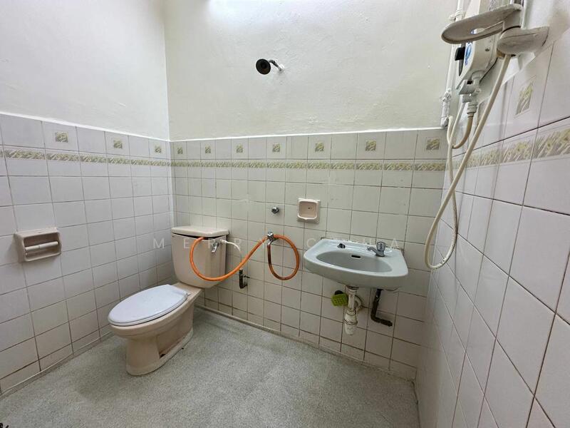 Untuk Disewa - Permas Jaya Single Storey Unblock View