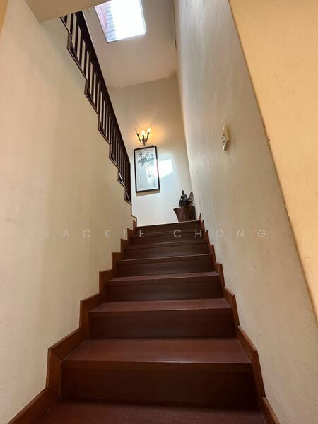 Untuk Dijual - Semi-Detached House at Happy Garden