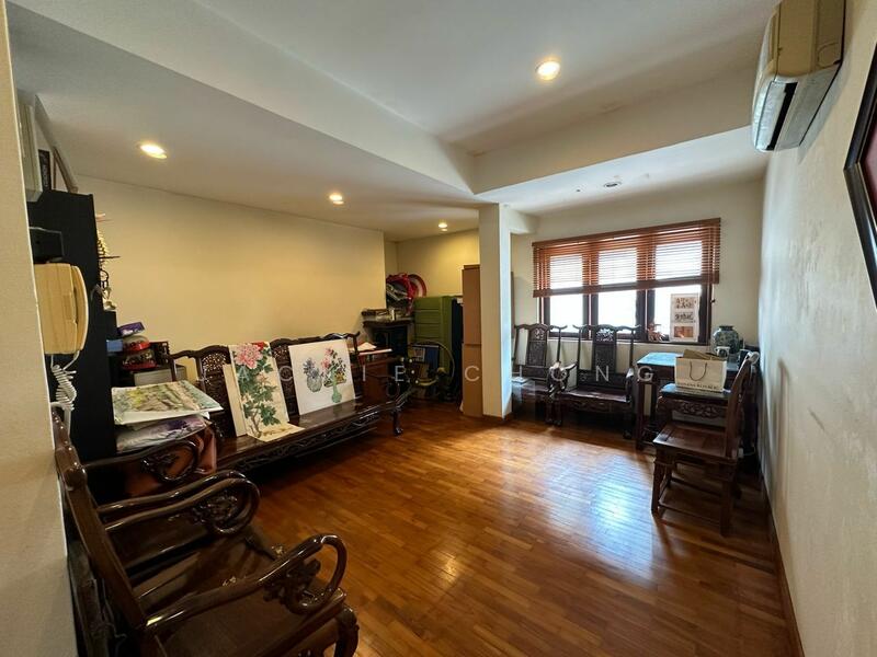 Untuk Dijual - Semi-Detached House at Happy Garden