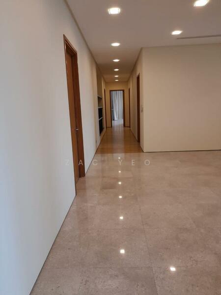 Untuk Dijual - The Oval