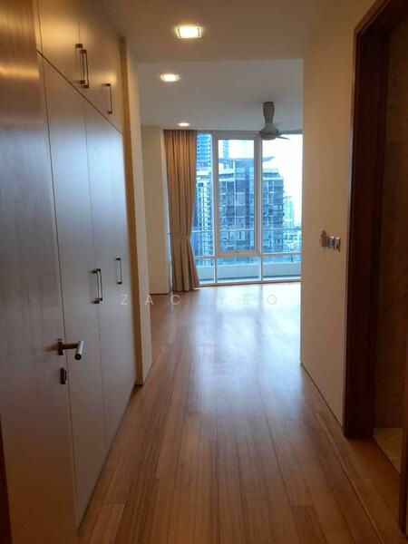 Untuk Dijual - The Oval