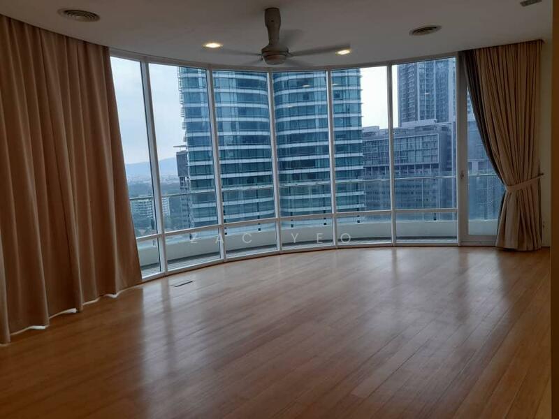 Untuk Dijual - The Oval