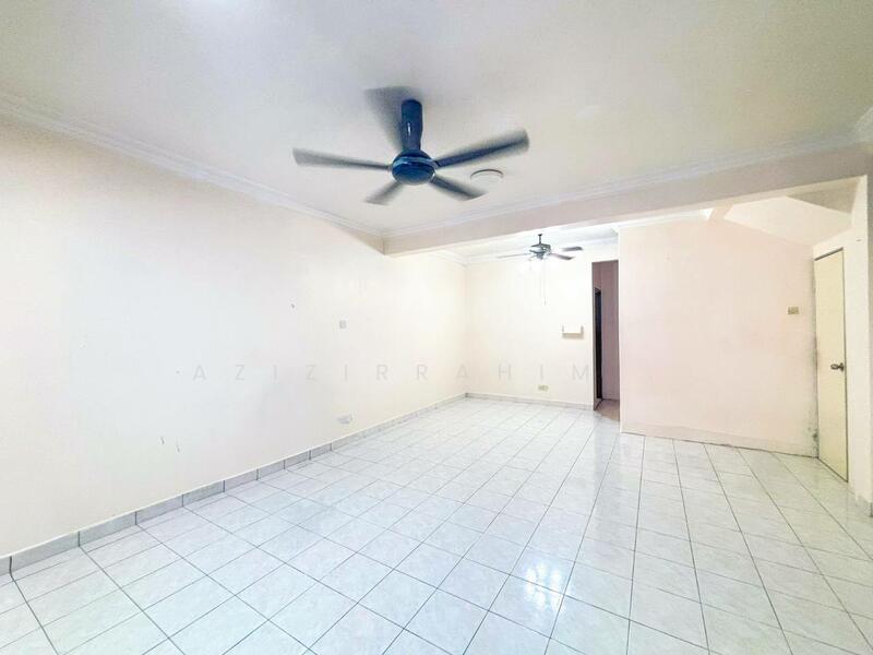 Untuk Disewa - Double Storey Terrace Bandar Seri Putra Bangi