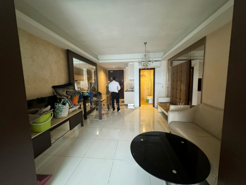 For Rent - Plaza Damas