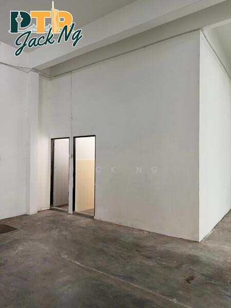 For Rent - Shop at Kawasan Perindustrian Teras Jaya