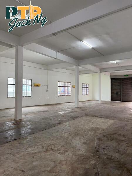 For Rent - Shop at Kawasan Perindustrian Teras Jaya
