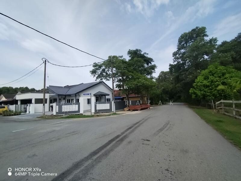 For Sale - TAMAN D'AMBANG KOTA LUKUT PORT DICKSON