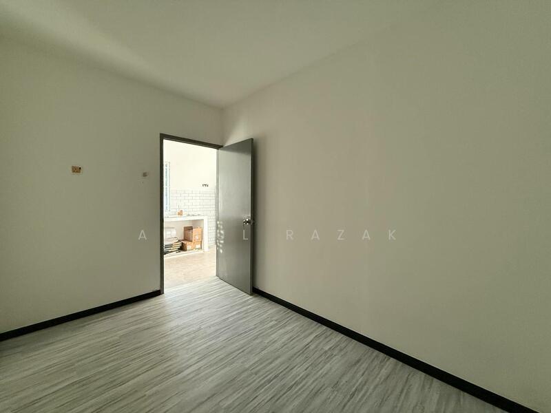 For Sale - TAMAN D'AMBANG KOTA LUKUT PORT DICKSON