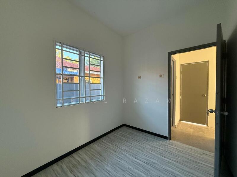 For Sale - TAMAN D'AMBANG KOTA LUKUT PORT DICKSON