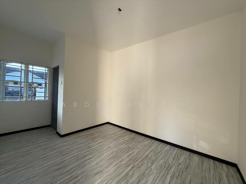 For Sale - TAMAN D'AMBANG KOTA LUKUT PORT DICKSON