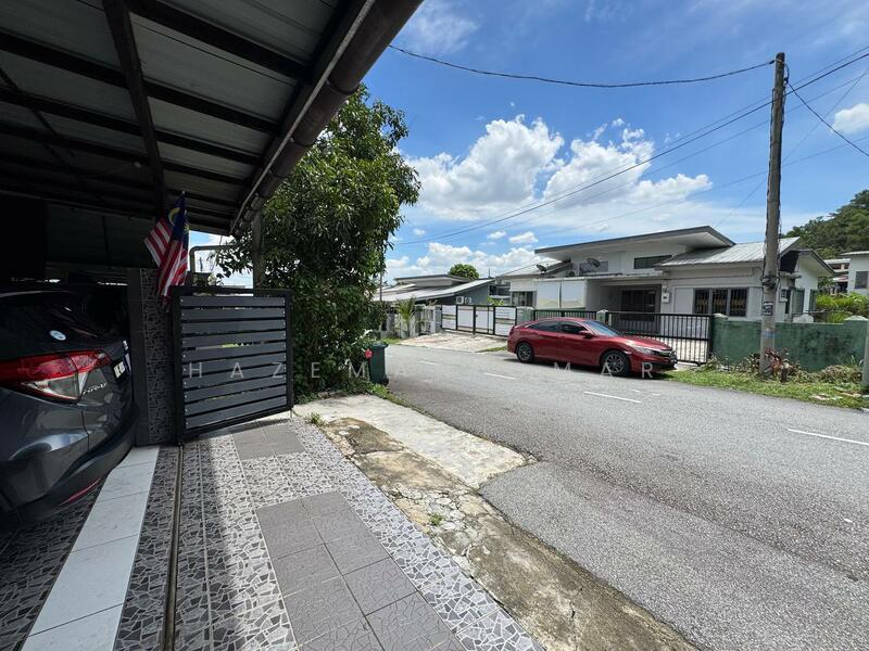 For Sale - [Semi Detached - 30x75] 1-Storey Semi-D Taman Selayang Mutiara, Bandar Baru Selayang