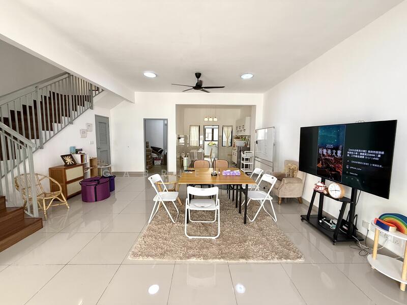 For Rent - 2-storey Terrace House at Setia Utama