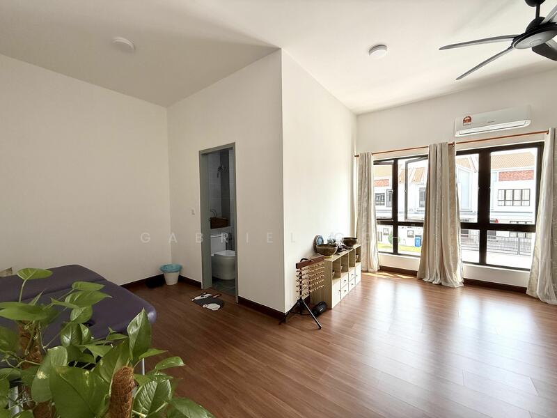 For Rent - 2-storey Terrace House at Setia Utama