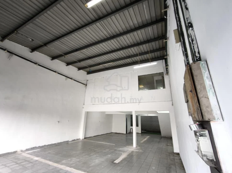 For Rent - 1sty 25x80 with M Floor Taman Perindustrian Utama